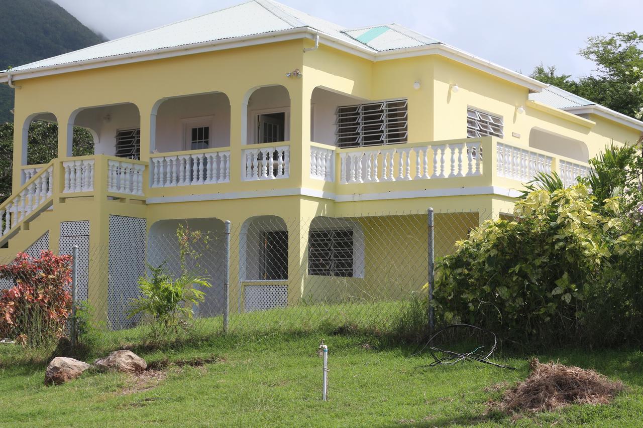 Villa Benito Nevis Eksteriør billede